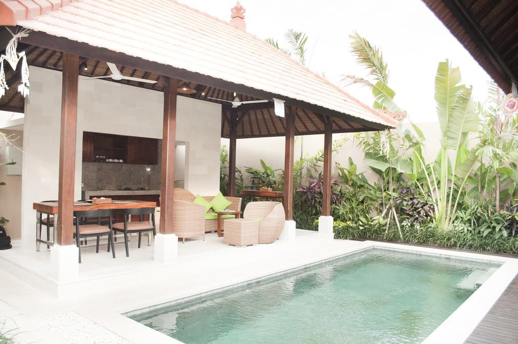 Villa Puspa Tanah Lot Habitación foto